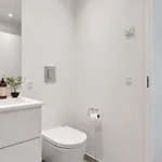 Apartment Exclusive In V With Balcony *