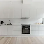 Apartment Exclusive In V With Balcony *